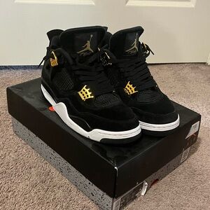 Royalty Jordan 4
